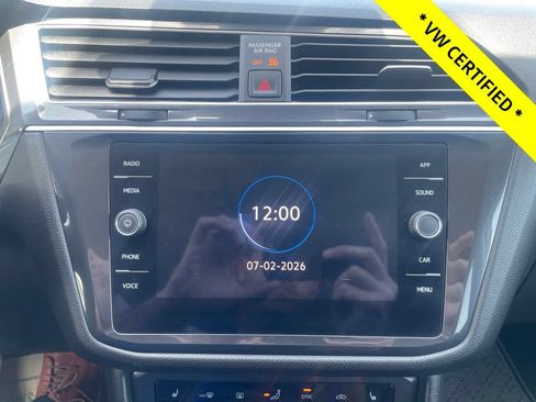 Certified 2023 Volkswagen Tiguan SE AWD/4WD image 22