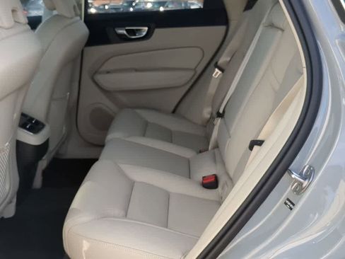 New 2026 Volvo XC60 B5 Ultra w/ Protection Package Premier image 18