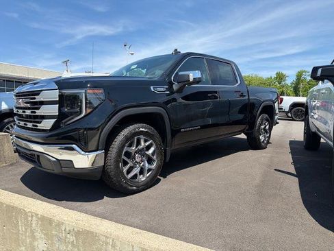 New 2026 GMC Sierra 1500 SLE w/ Preferred Package AWD/4WD image 1