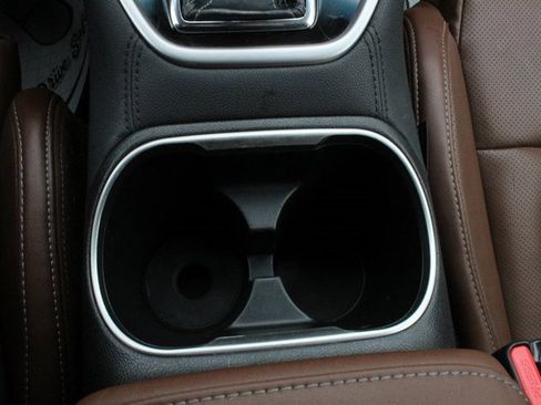 Certified 2022 Subaru Outback Touring XT image 38