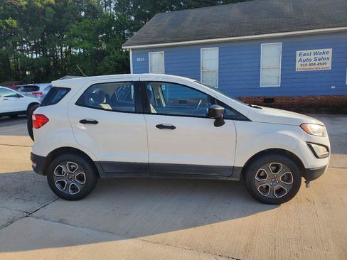 Used 2018 Ford EcoSport S FWD image 4