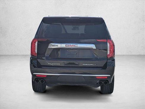 Used 2023 GMC Yukon Denali image 6