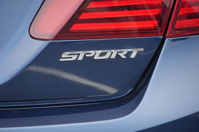 Used 2016 Honda Accord Sport image 7