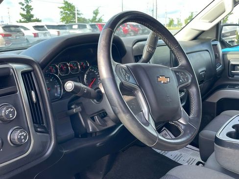Used 2018 Chevrolet Silverado 1500 LT w/ All Star Edition AWD/4WD image 9