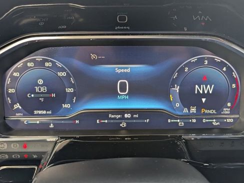 Used 2025 Chevrolet Silverado 2500 LT image 23