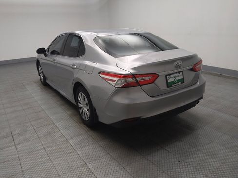 Used 2018 Toyota Camry FWD image 5