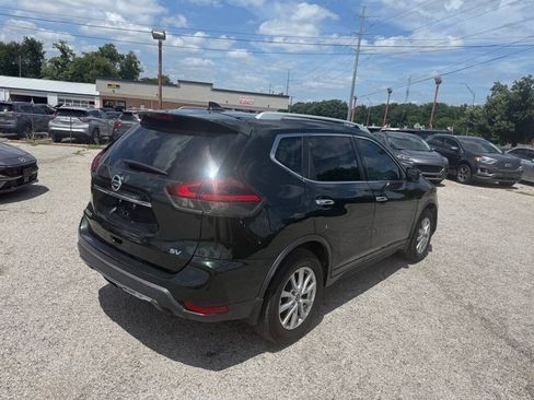 Used 2018 Nissan Rogue SV w/ Sun & Sound Touring Package FWD image 5