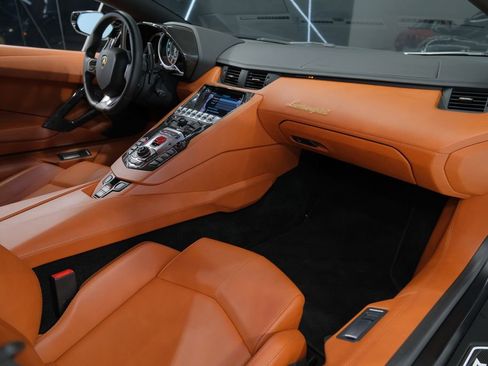 Used 2017 Lamborghini Aventador LP 700-4 image 30