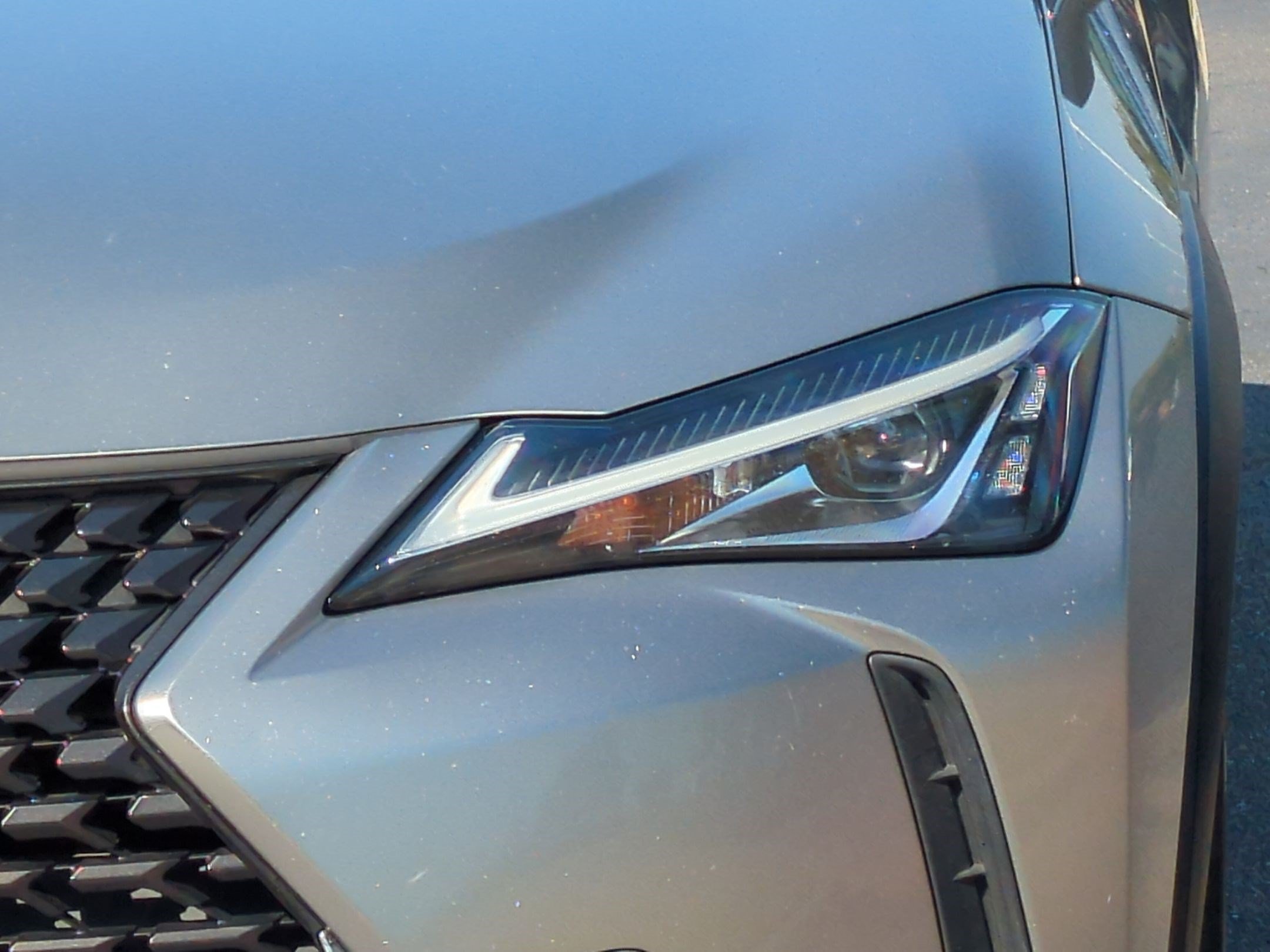 Used 2020 Lexus UX 250h w/ Premium Package AWD/4WD image 6