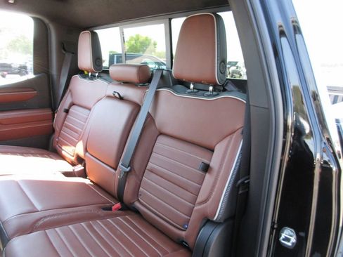 Used 2024 GMC Sierra 1500 Denali Ultimate AWD/4WD image 25