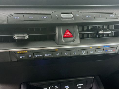Used 2025 Kia K4 FWD image 24
