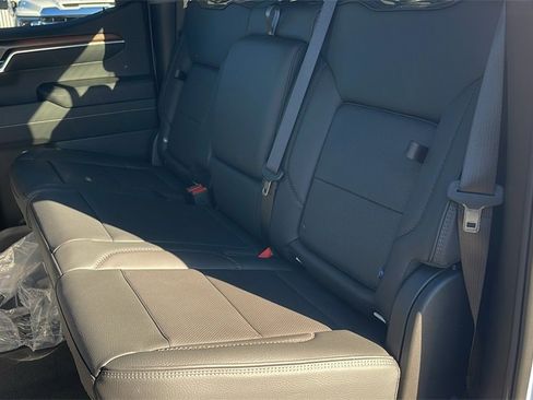 New 2026 GMC Sierra 1500 Denali w/ Denali Reserve Package image 14