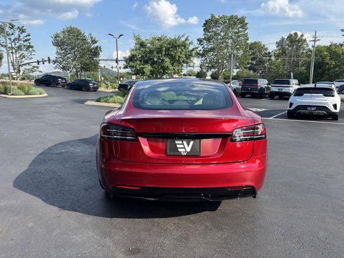 Used 2026 Tesla Model S AWD/4WD image 8