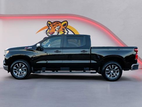 Used 2025 Chevrolet Silverado 1500 LT w/ Z71 Off-Road Package image 8