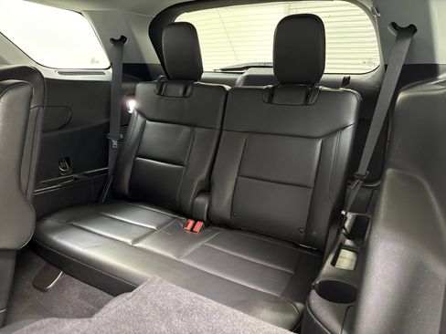 Used 2021 Ford Explorer XLT w/ Equipment Group 202A RWD image 20