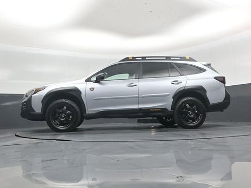 Used 2022 Subaru Outback Wilderness image 43
