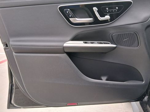 New 2026 Mercedes-Benz GLC 300 4MATIC image 18