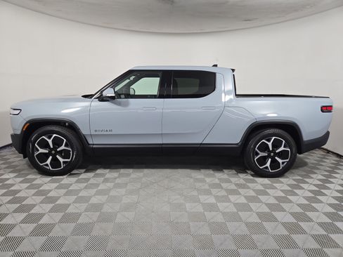 Used 2024 Rivian R1T Adventure AWD/4WD image 2