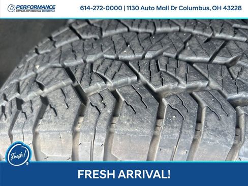 Used 2022 GMC Sierra 1500 SLT w/ SLT Premium Plus Package image 11