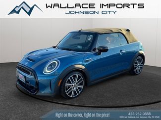 Used 2023 MINI Cooper S w/ Driver Assistance Package video 2