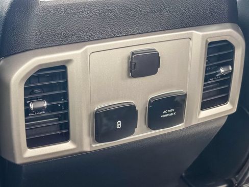 Used 2019 Ford F150 Lariat AWD/4WD image 25
