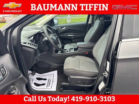 Used 2018 Ford Escape SE w/ SE Sync 3 Package AWD/4WD image 17
