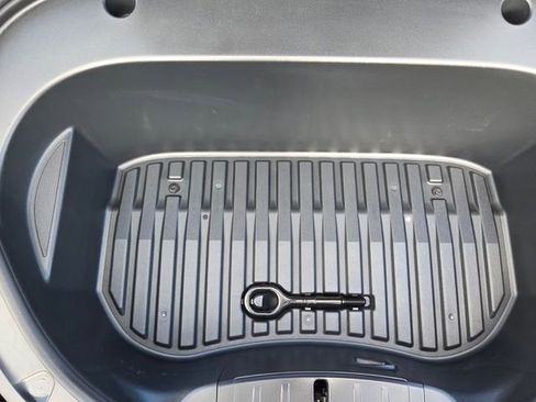 Used 2021 Tesla Model 3 Standard Range Plus image 20