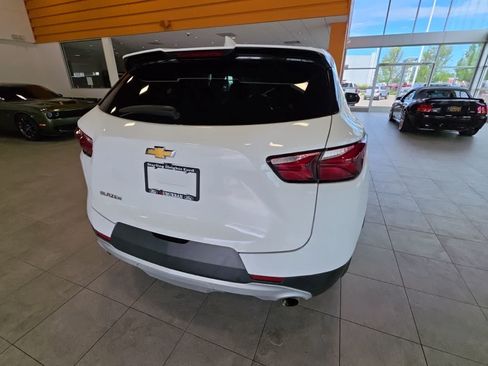 Used 2021 Chevrolet Blazer LT FWD image 12
