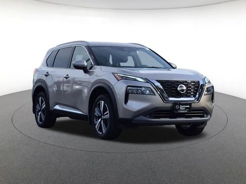Used 2021 Nissan Rogue SL FWD image 3
