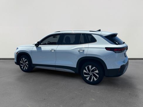 Certified 2026 Volkswagen Tiguan S FWD image 3