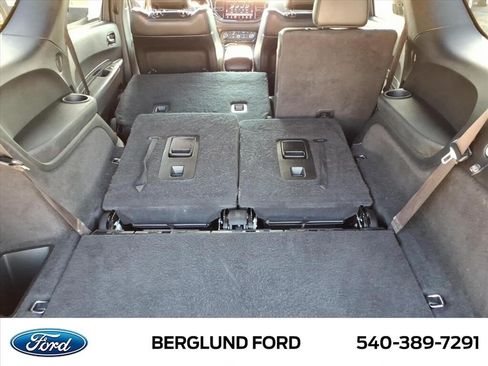 Used 2024 Dodge Durango GT AWD/4WD image 18