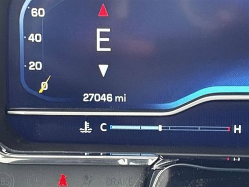 Used 2023 Chevrolet Silverado 1500 RST w/ Z71 Off-Road Package image 12