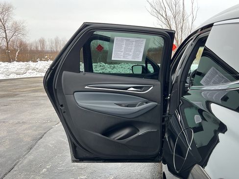 Used 2024 Buick Enclave Essence w/ Experience Buick Package image 36