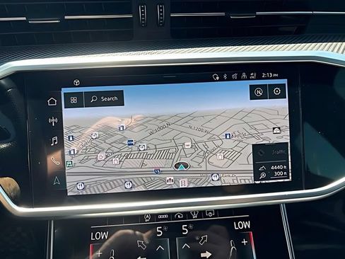 Used 2022 Audi RS 6 w/ Executive Package AWD/4WD image 25