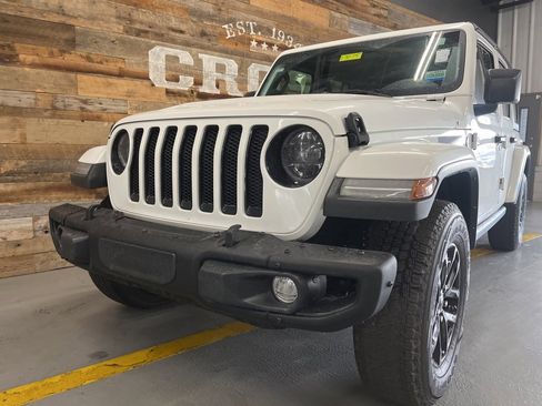 Used 2023 Jeep Wrangler Freedom Edition image 6