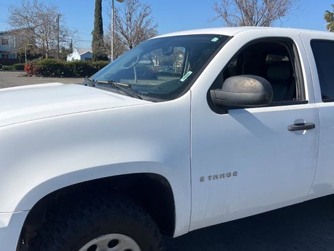 Used 2008 Chevrolet Tahoe LS w/ Skid Plate Package image 5