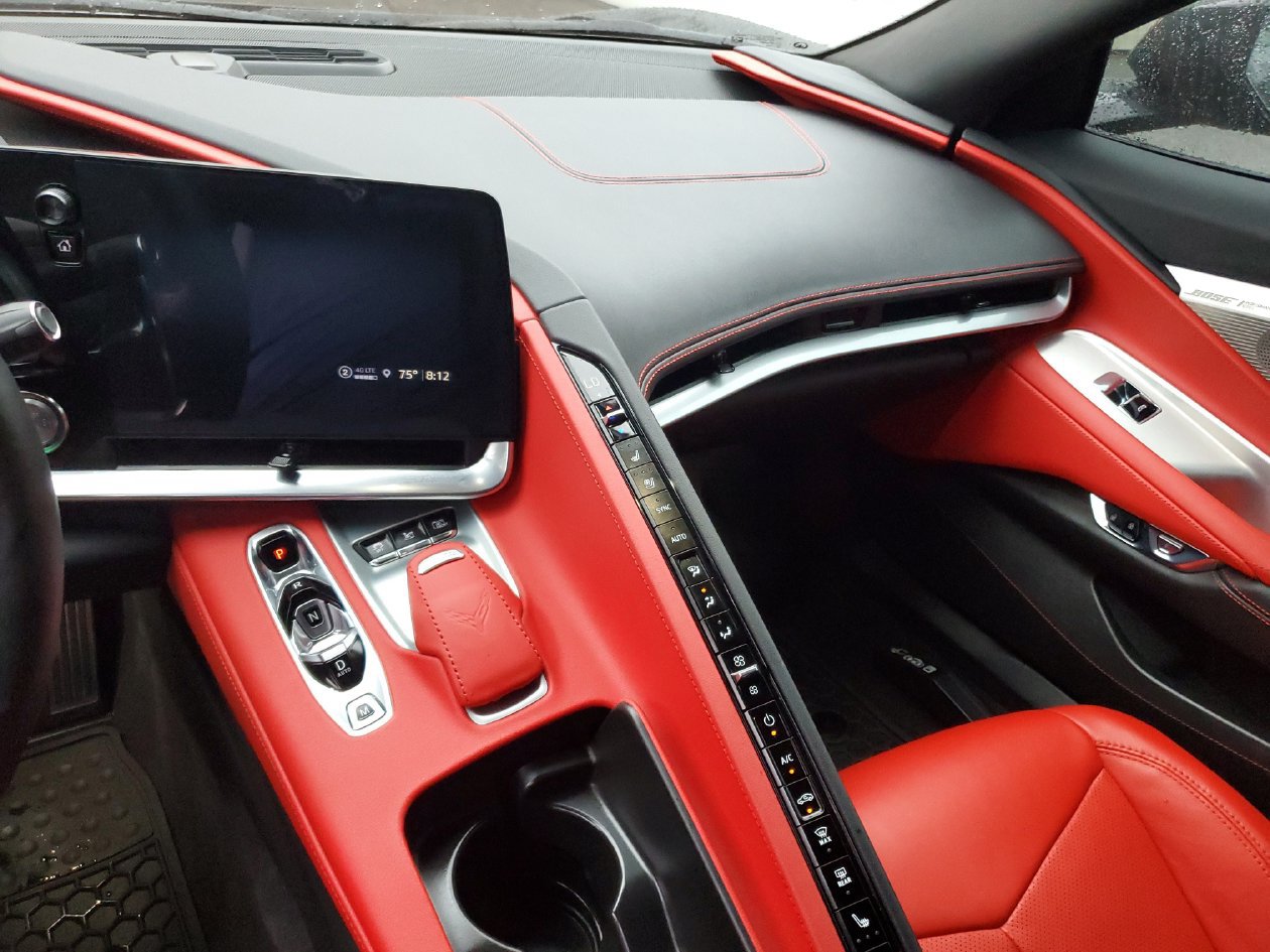 Used 2023 Chevrolet Corvette Stingray Preferred Cpe w/ Z51 Performance Package RWD image 20