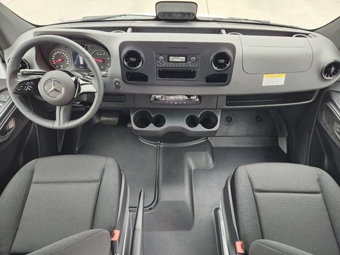 New 2026 Mercedes-Benz Sprinter 2500 image 2