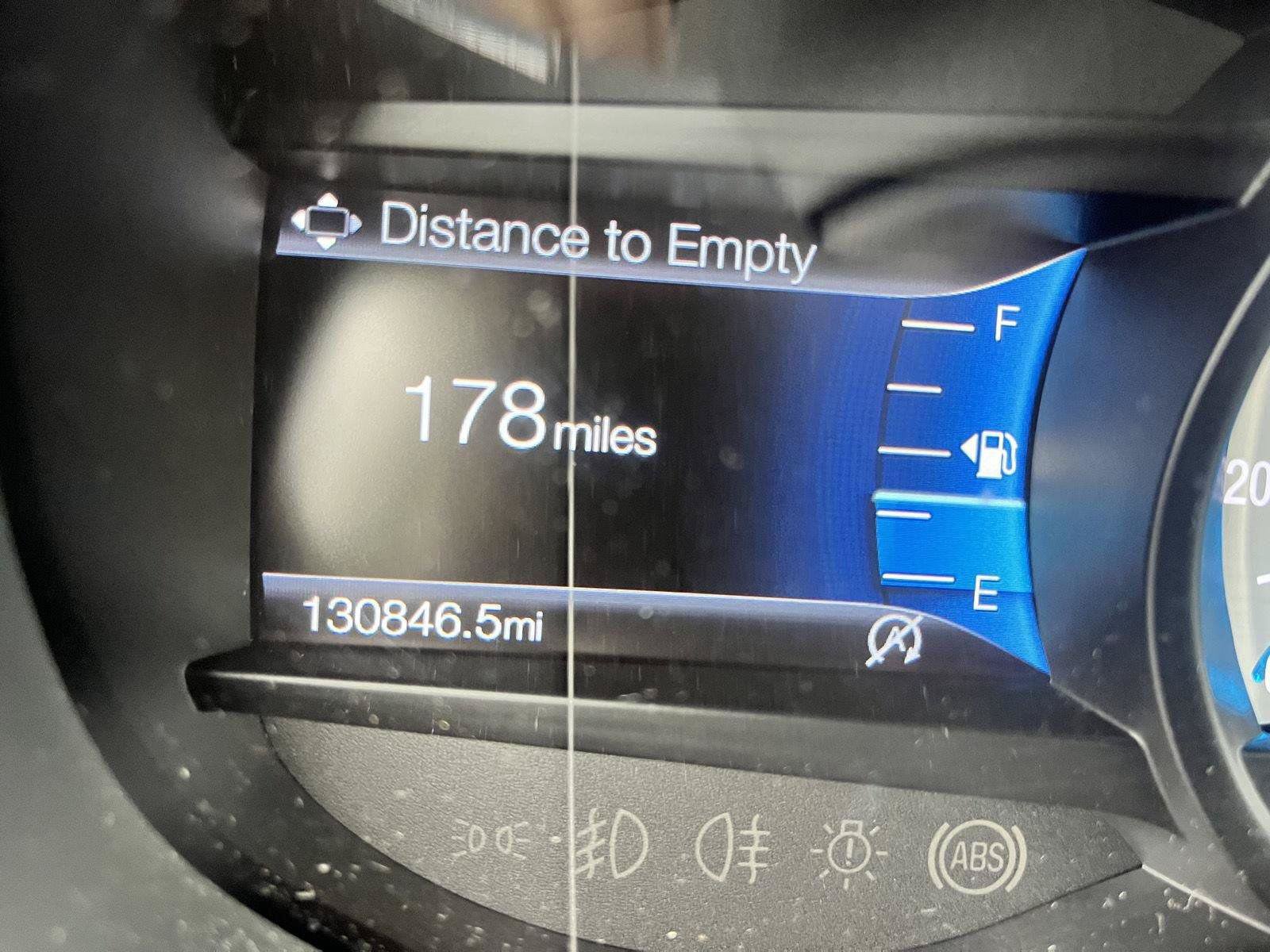 Used 2020 Ford Edge Titanium w/ Equipment Group 301A AWD/4WD image 17