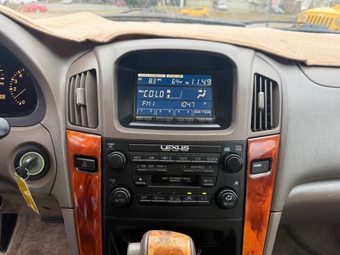 Used 2001 Lexus RX 300 image 17