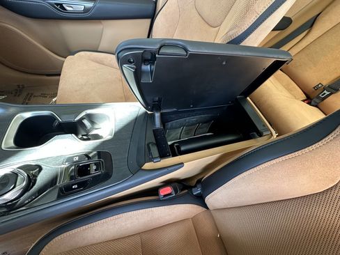 Used 2023 Lexus RZ 450e Premium image 27