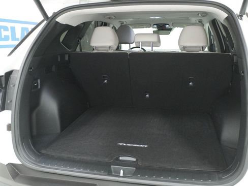 Used 2025 Hyundai Tucson SEL FWD image 32