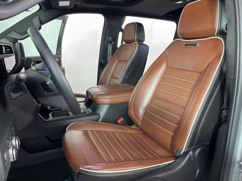 Used 2025 GMC Sierra 2500 Denali Ultimate w/ Max Trailering Package image 14