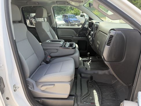 Used 2019 GMC Sierra 1500 Limited w/ Sierra Convenience Package AWD/4WD image 10