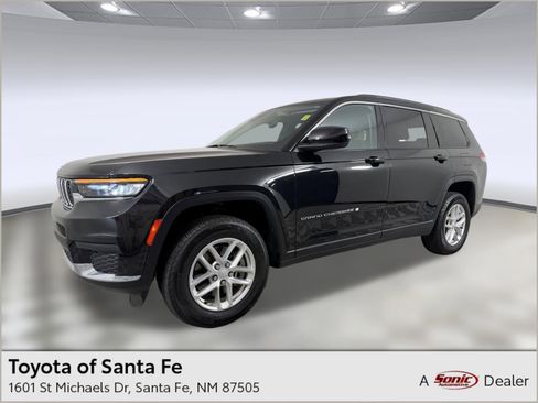 Used 2023 Jeep Grand Cherokee L Laredo image 1