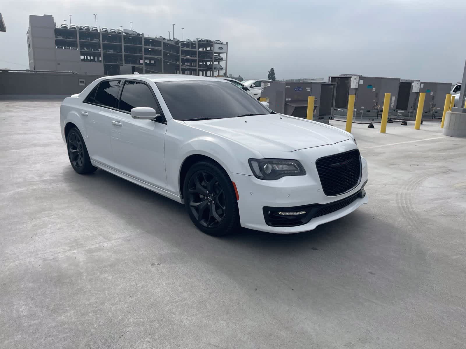 Used 2021 Chrysler 300 S w/ S Model Appearance Package RWD image 2