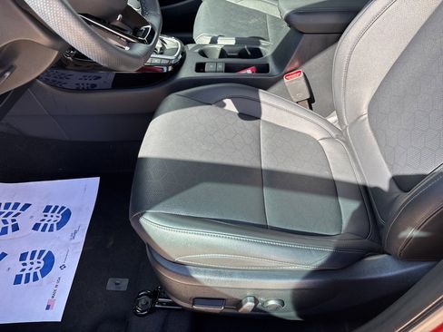 Used 2025 Kia Seltos SX image 15