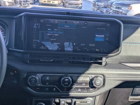 Used 2024 Jeep Wrangler Unlimited Rubicon 4xe image 16