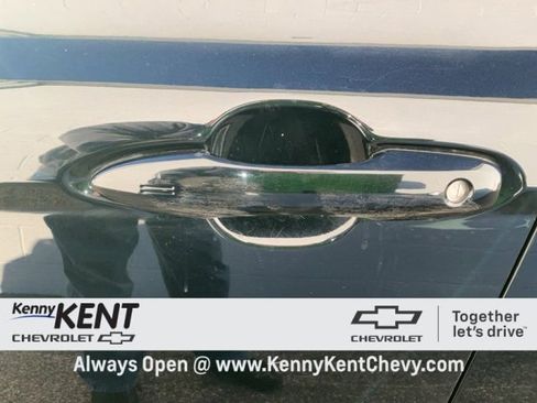 Used 2018 Toyota Camry XSE image 21