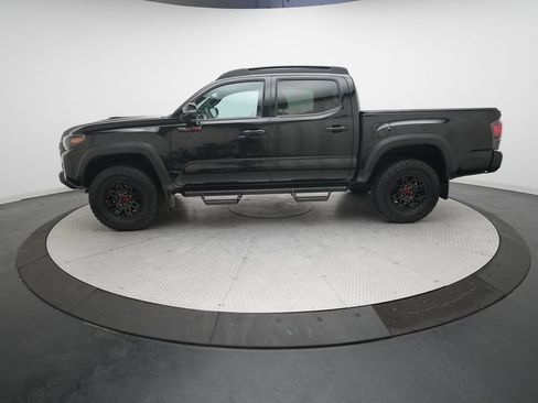 Used 2019 Toyota Tacoma TRD Pro AWD/4WD image 25